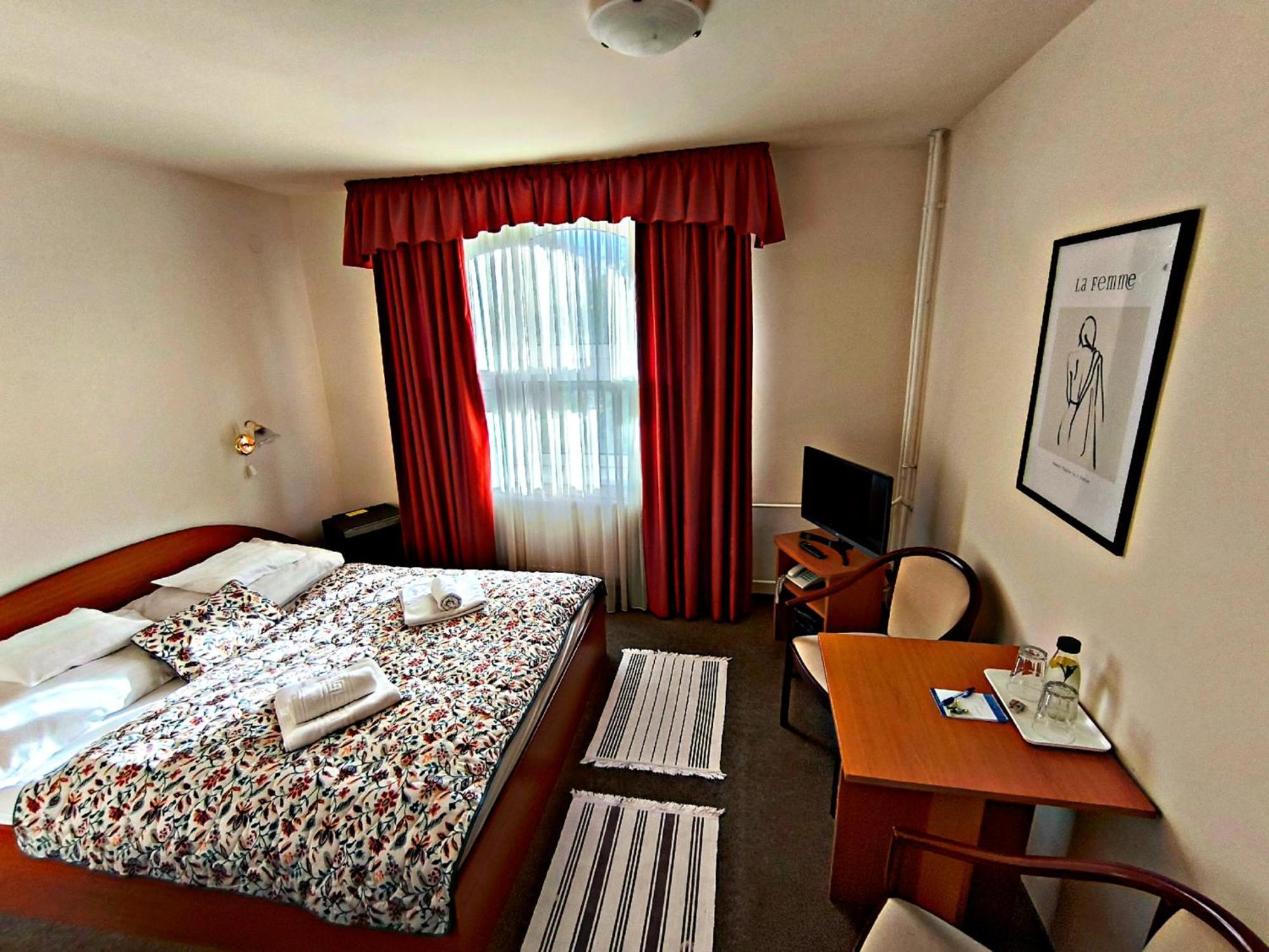 Atrium 3* Harkan